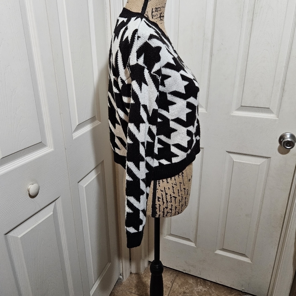 Girls Self Esteem Black and White Print Sweater Size 16 - Picture 5 of 11